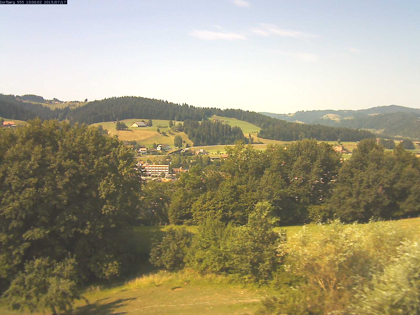 Webcam-Bild: Aussicht vom Dorfberg in Langnau 20150717-100601