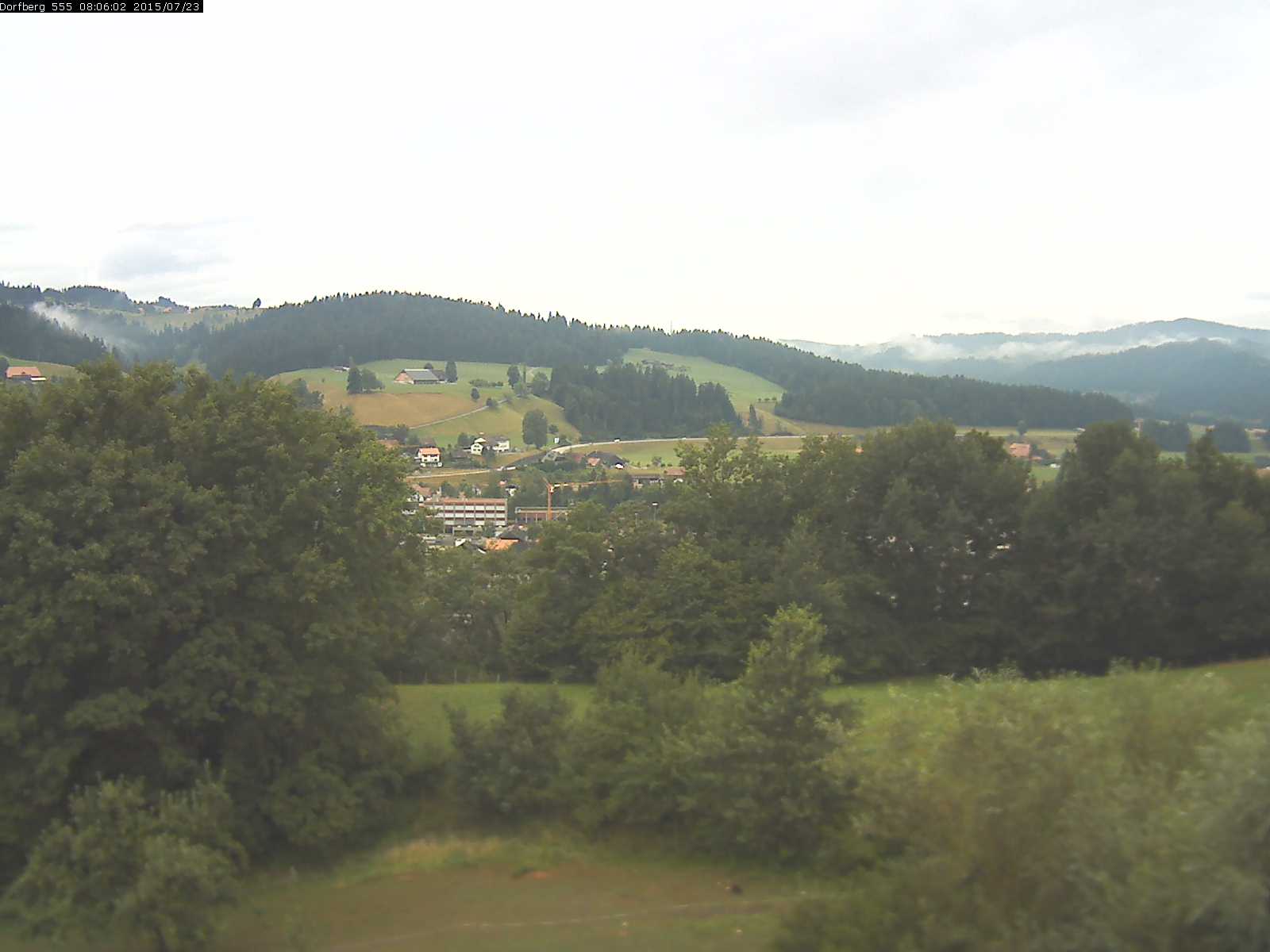 Webcam-Bild: Aussicht vom Dorfberg in Langnau 20150723-080601