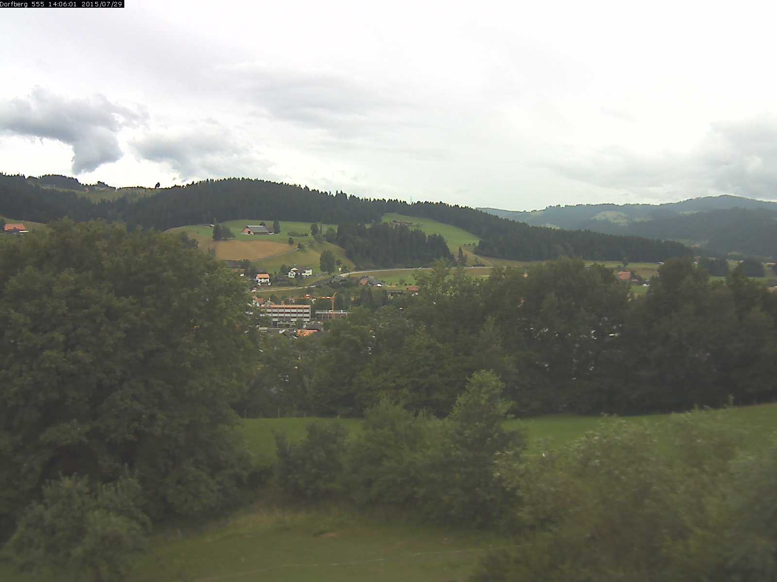 Webcam-Bild: Aussicht vom Dorfberg in Langnau 20150729-140601