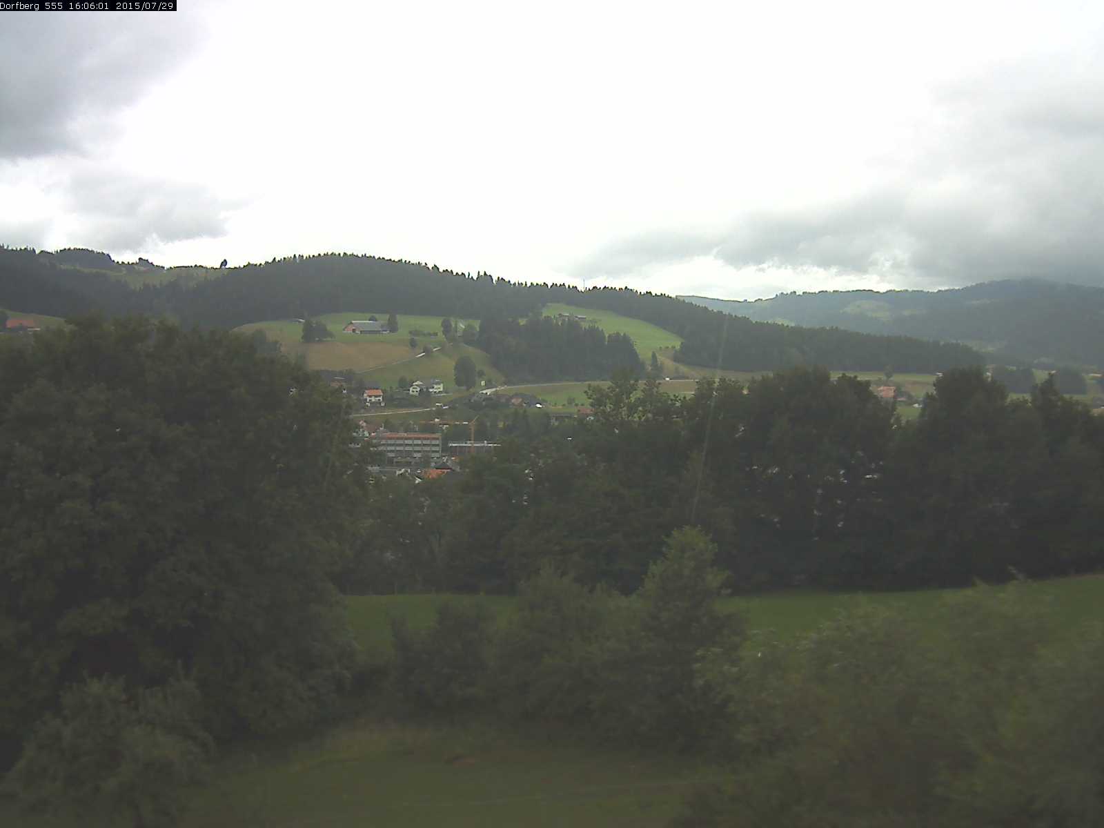 Webcam-Bild: Aussicht vom Dorfberg in Langnau 20150729-160601