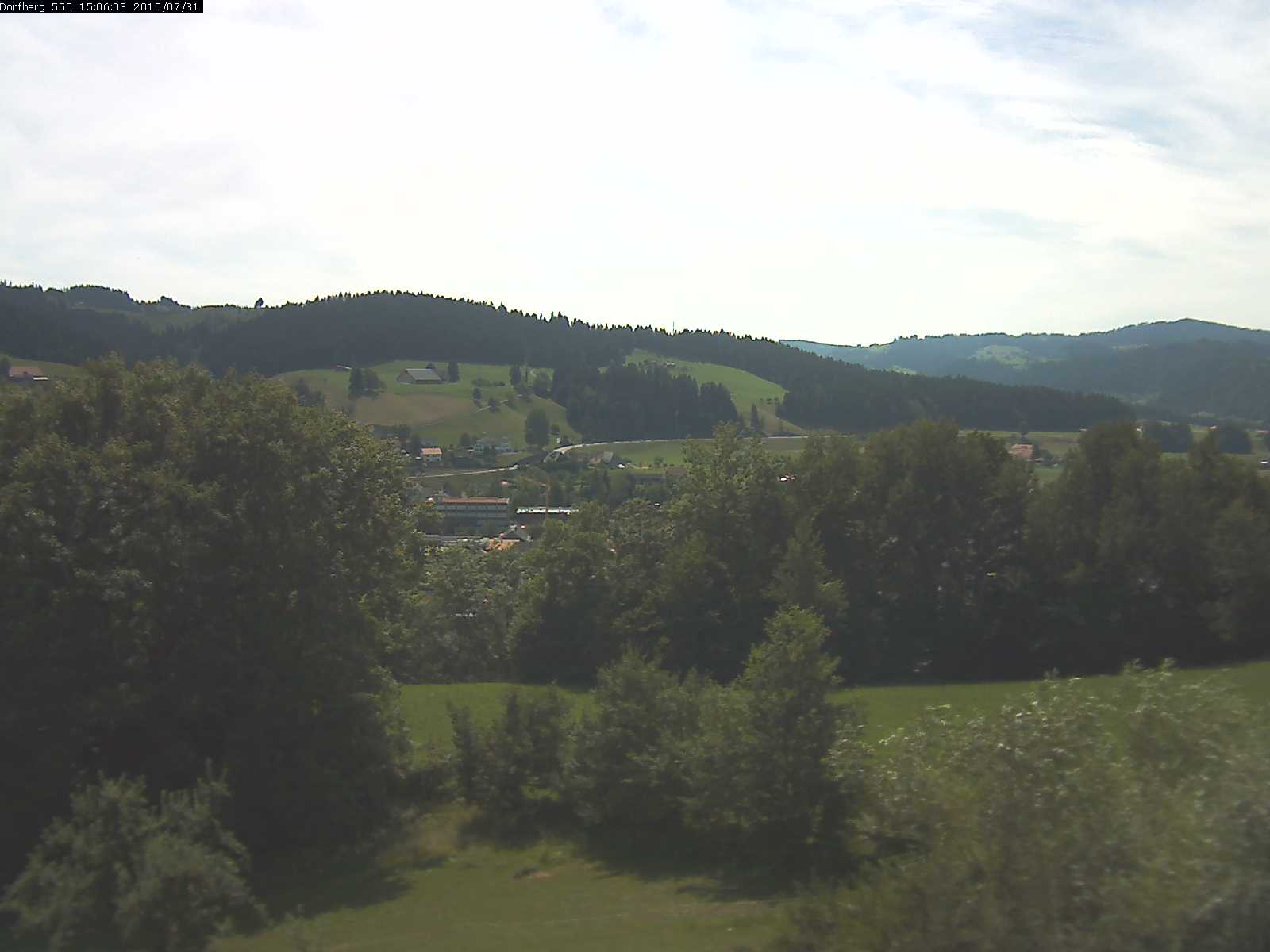 Webcam-Bild: Aussicht vom Dorfberg in Langnau 20150731-150601