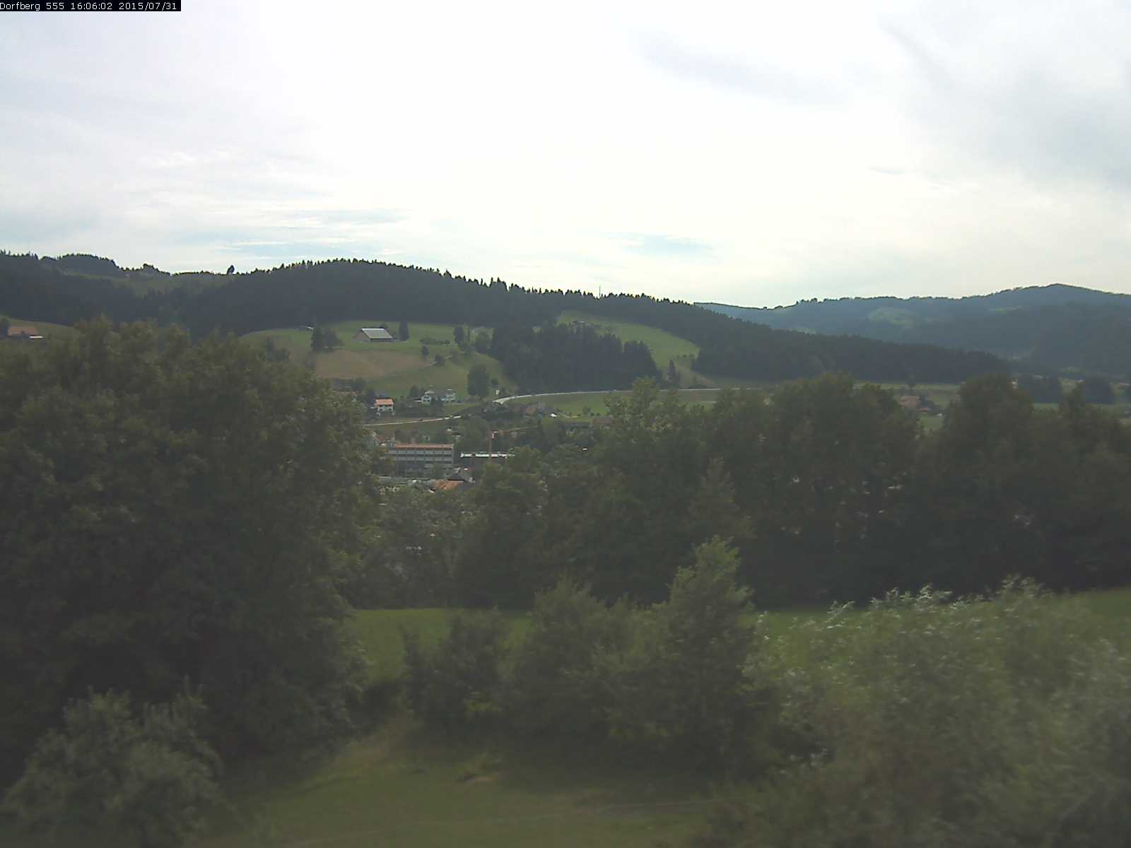 Webcam-Bild: Aussicht vom Dorfberg in Langnau 20150731-160601
