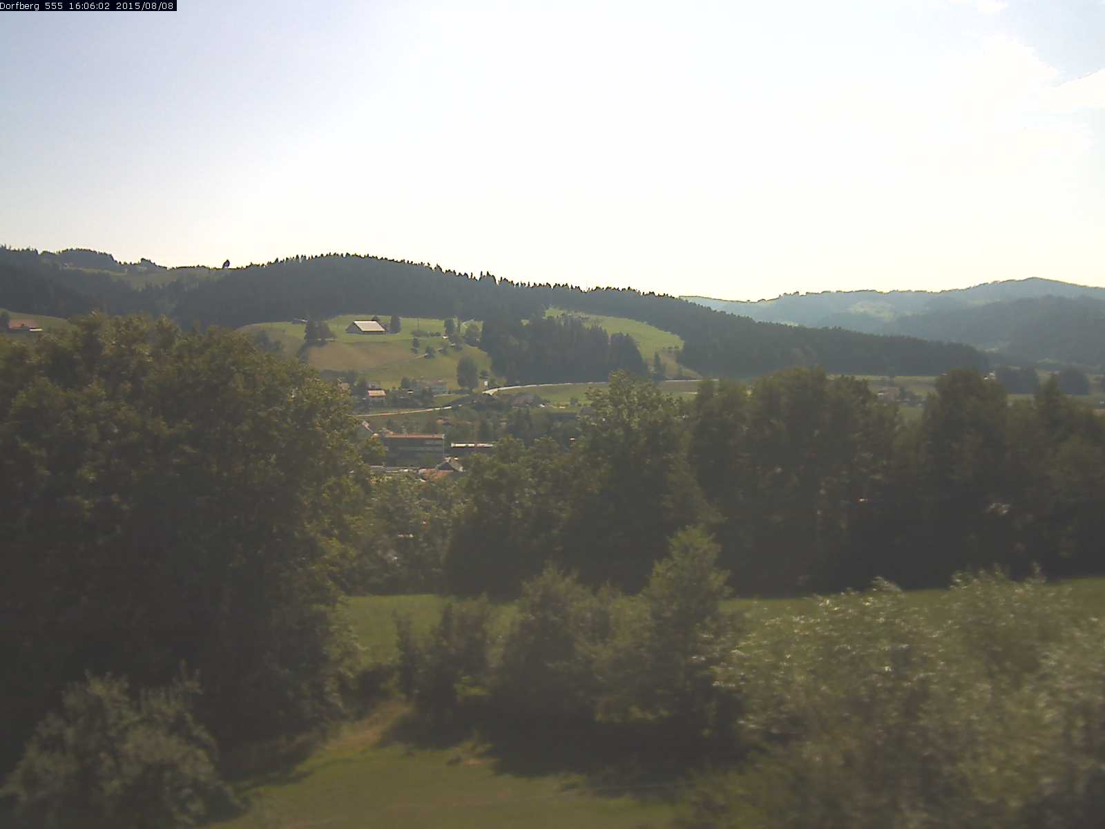 Webcam-Bild: Aussicht vom Dorfberg in Langnau 20150808-160601