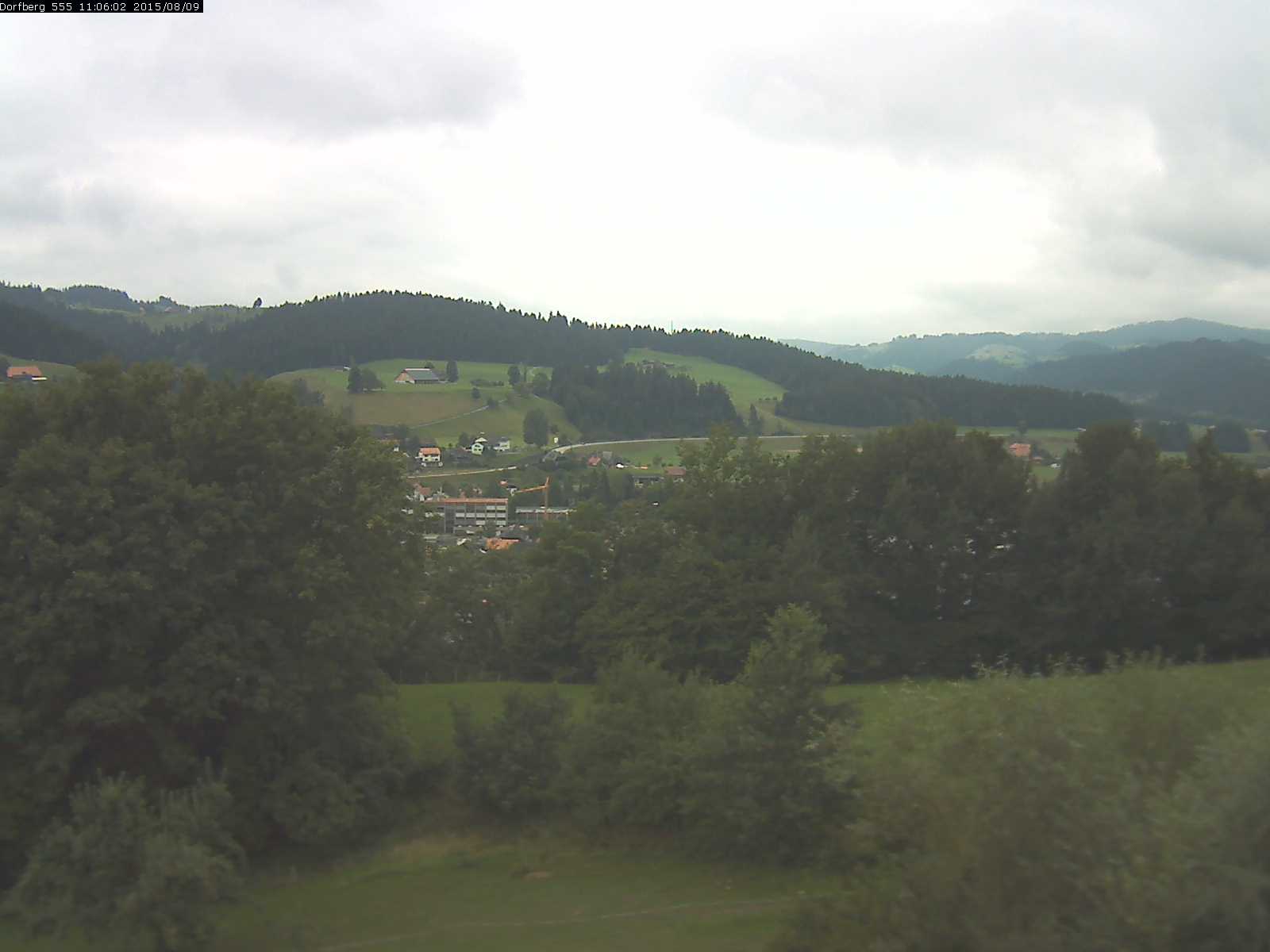 Webcam-Bild: Aussicht vom Dorfberg in Langnau 20150809-110602