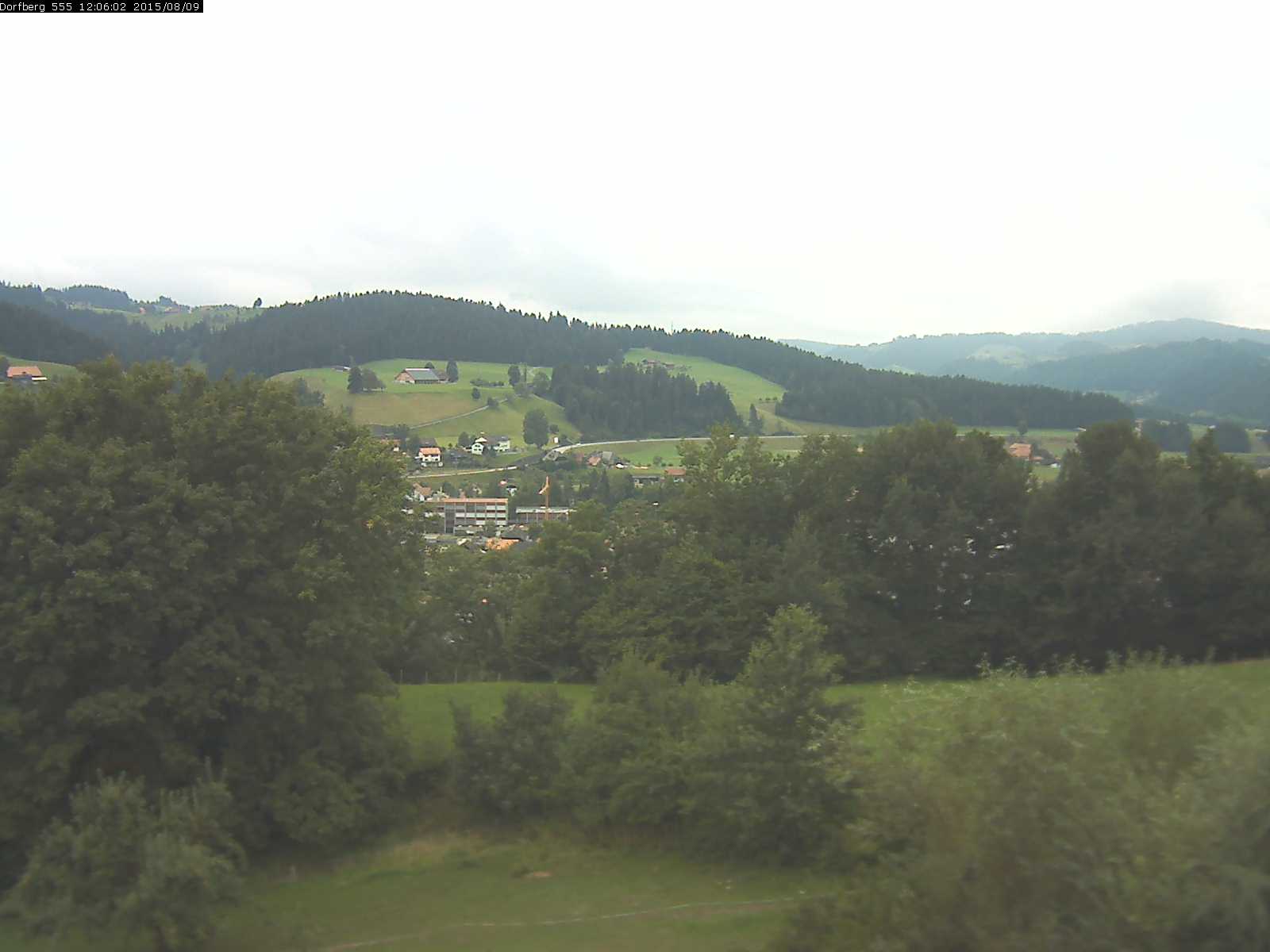 Webcam-Bild: Aussicht vom Dorfberg in Langnau 20150809-120601
