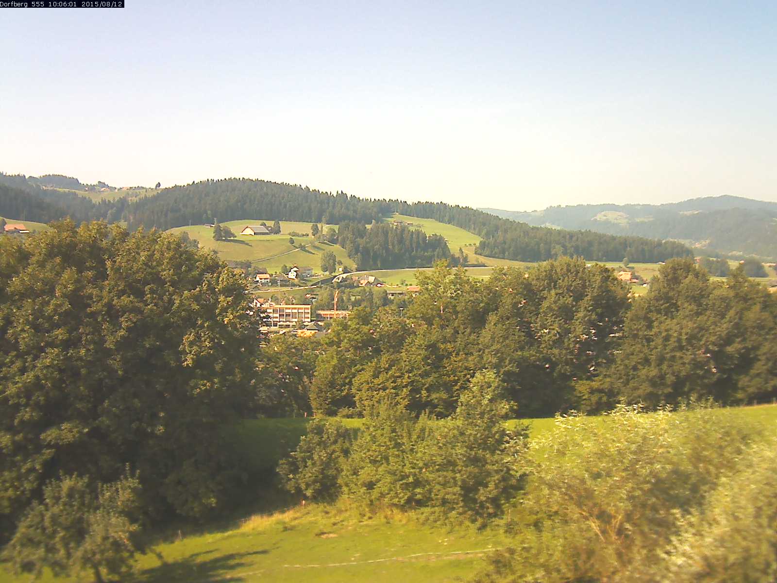 Webcam-Bild: Aussicht vom Dorfberg in Langnau 20150812-100601