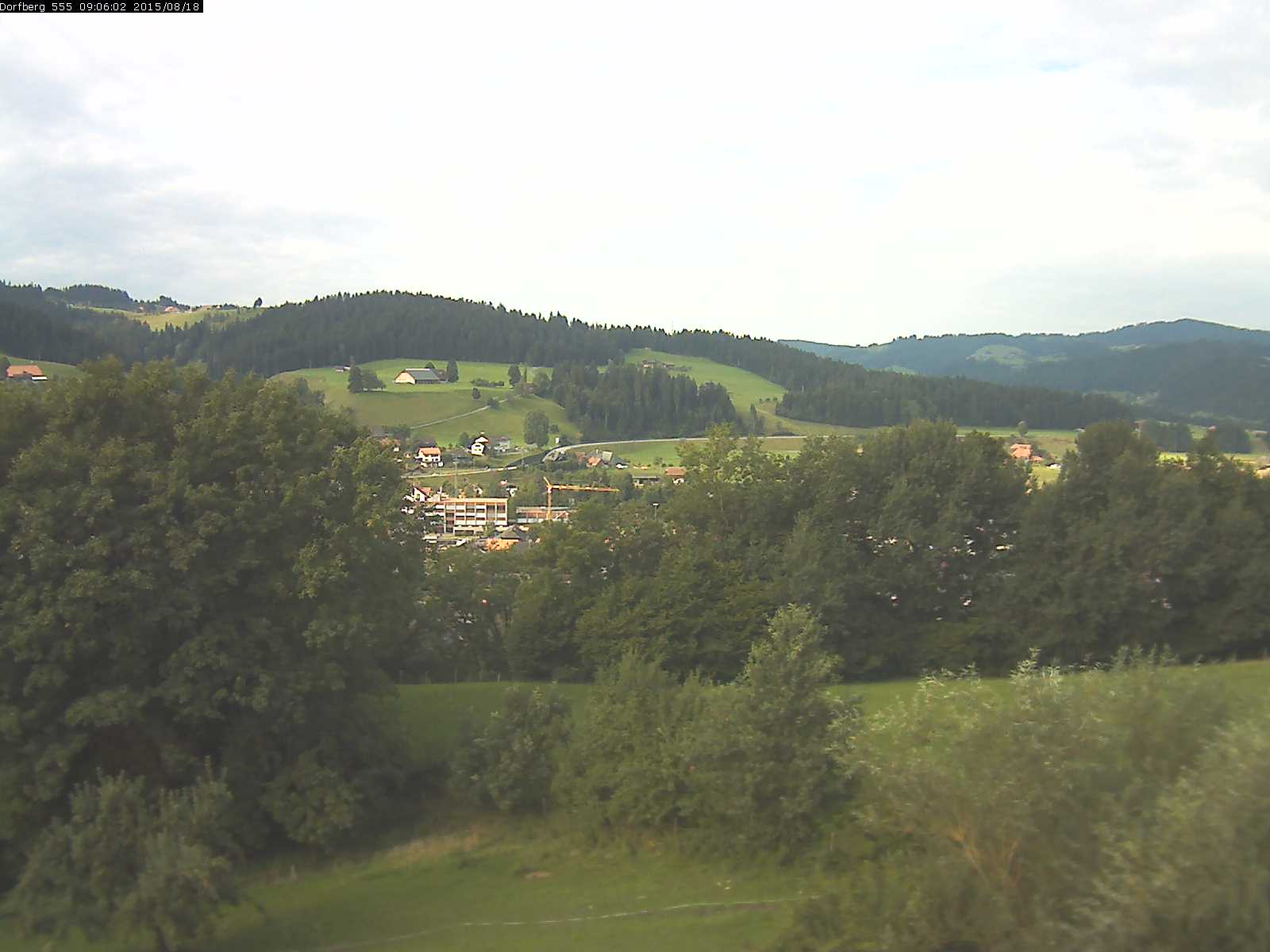 Webcam-Bild: Aussicht vom Dorfberg in Langnau 20150818-090601