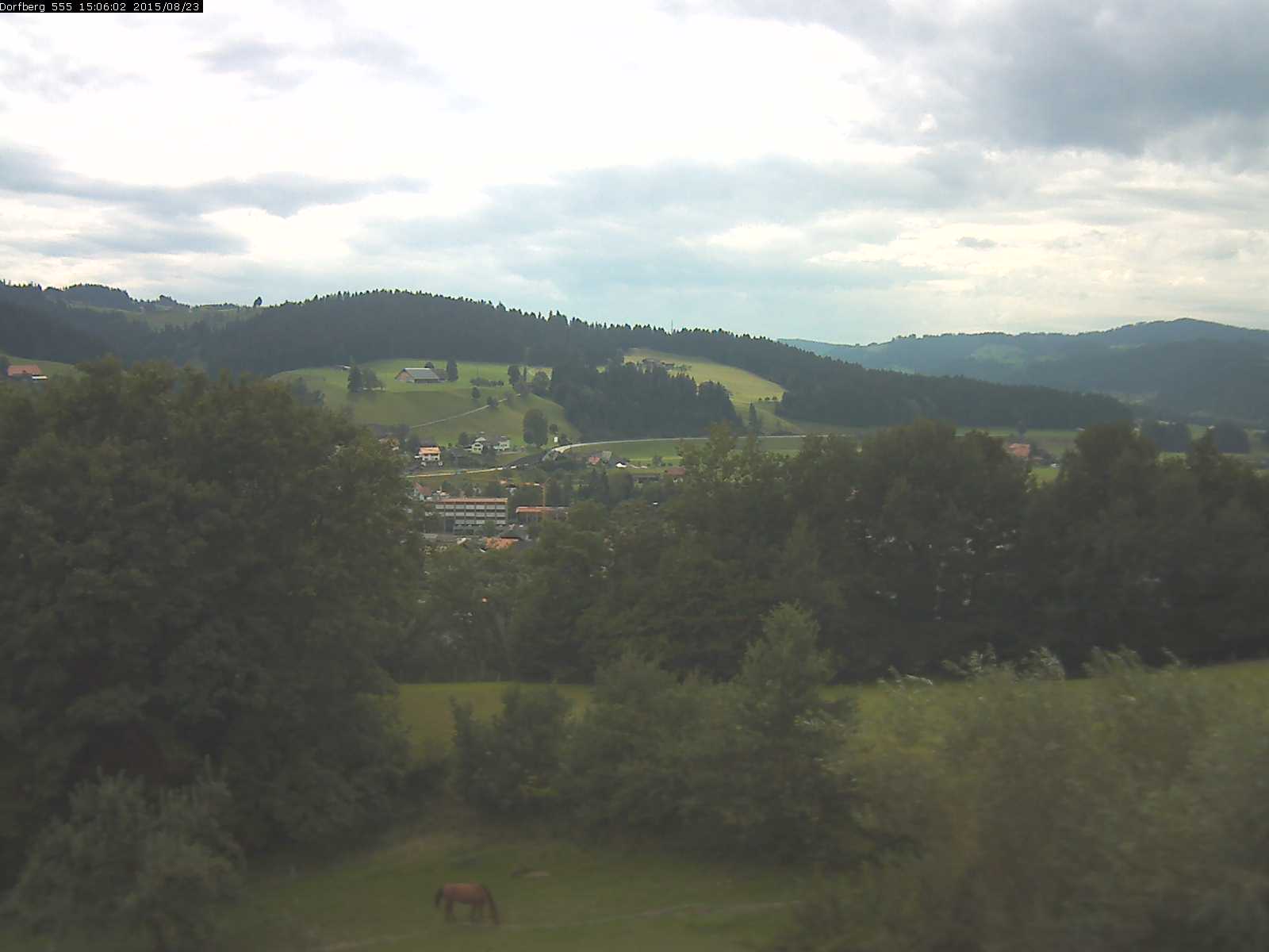 Webcam-Bild: Aussicht vom Dorfberg in Langnau 20150823-150601