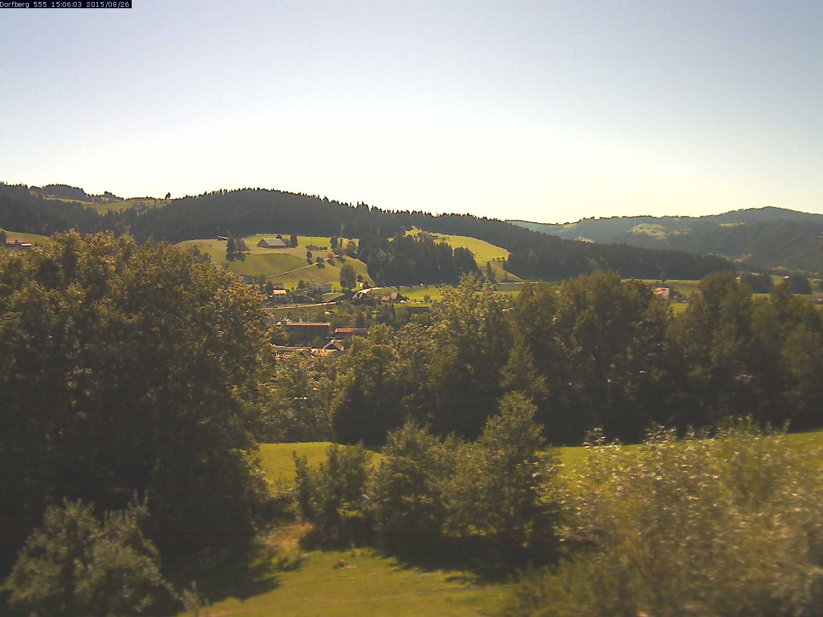 Webcam-Bild: Aussicht vom Dorfberg in Langnau 20150826-150601
