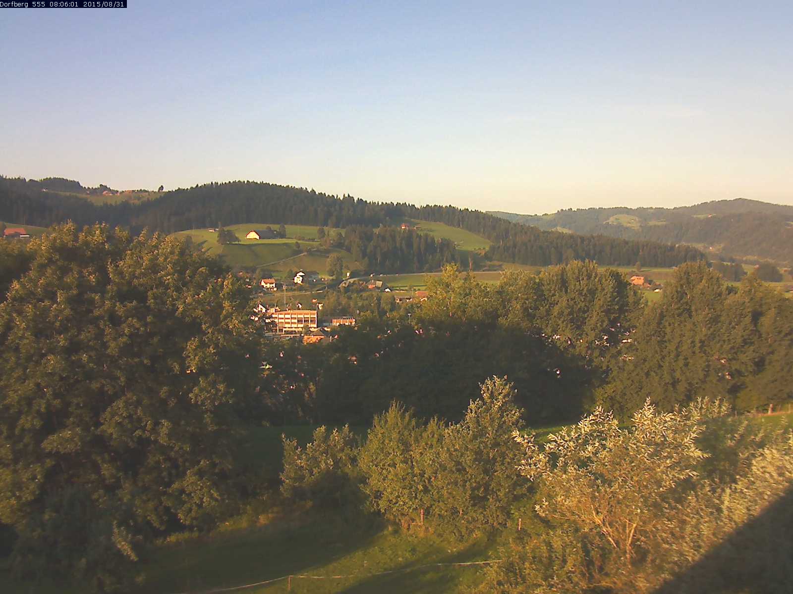 Webcam-Bild: Aussicht vom Dorfberg in Langnau 20150831-080601