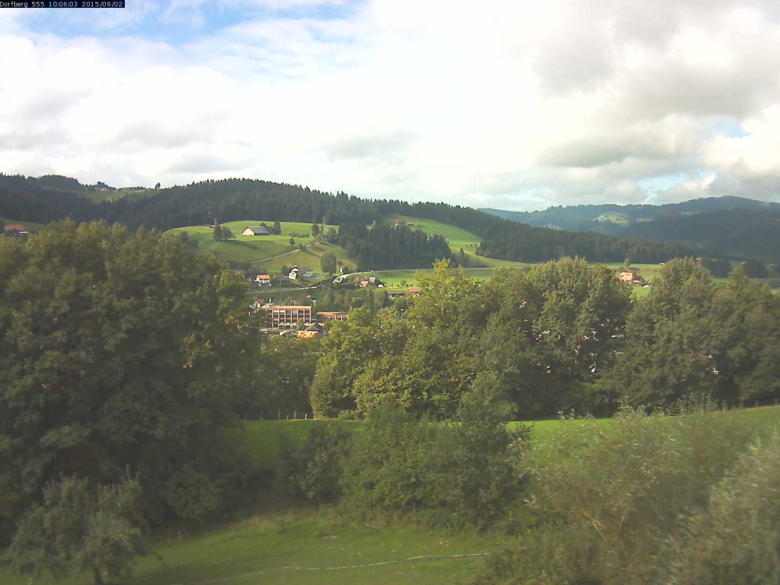 Webcam-Bild: Aussicht vom Dorfberg in Langnau 20150902-100601