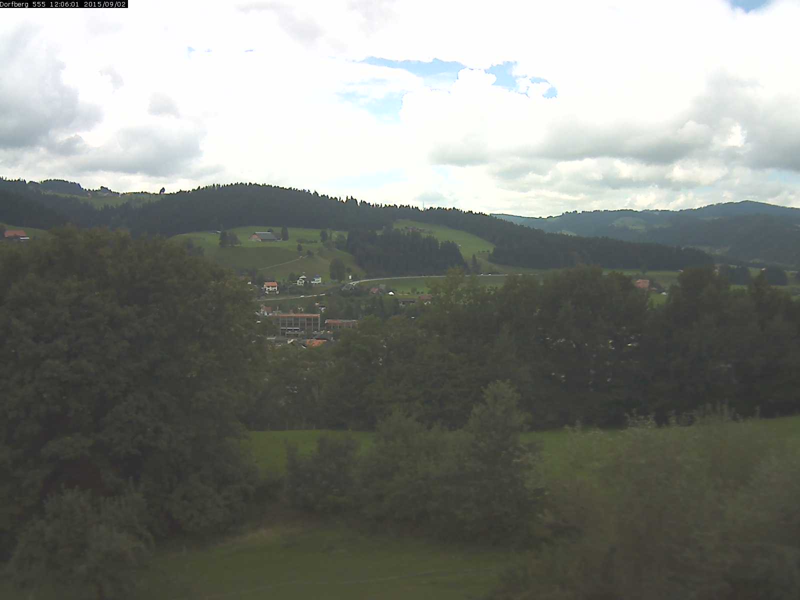 Webcam-Bild: Aussicht vom Dorfberg in Langnau 20150902-120601