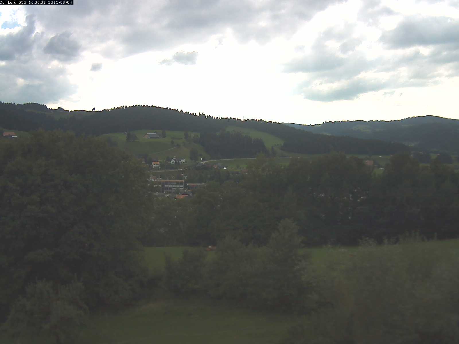 Webcam-Bild: Aussicht vom Dorfberg in Langnau 20150904-160601