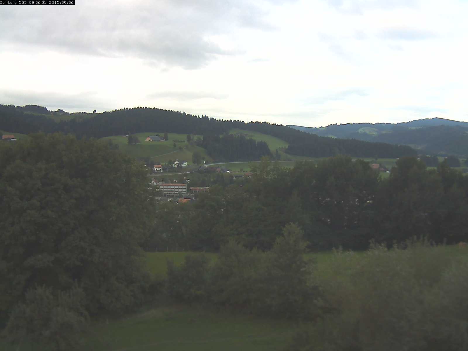 Webcam-Bild: Aussicht vom Dorfberg in Langnau 20150906-080601