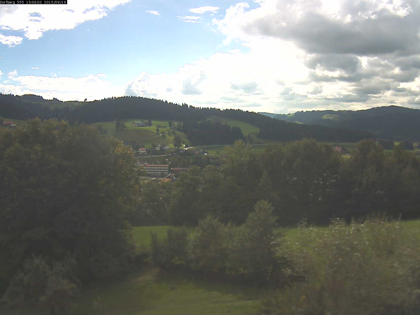 Webcam-Bild: Aussicht vom Dorfberg in Langnau 20150919-150602