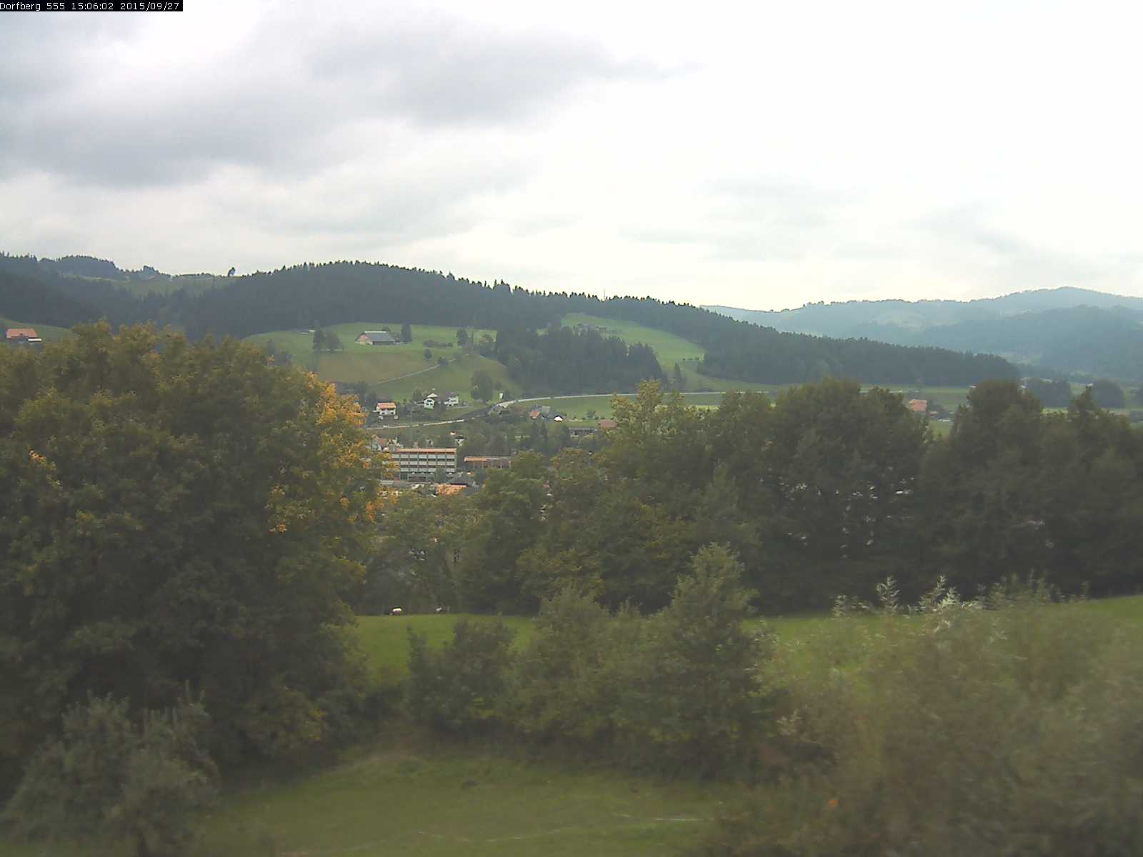 Webcam-Bild: Aussicht vom Dorfberg in Langnau 20150927-150601