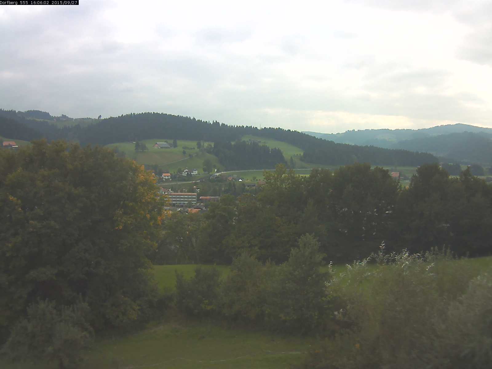 Webcam-Bild: Aussicht vom Dorfberg in Langnau 20150927-160602