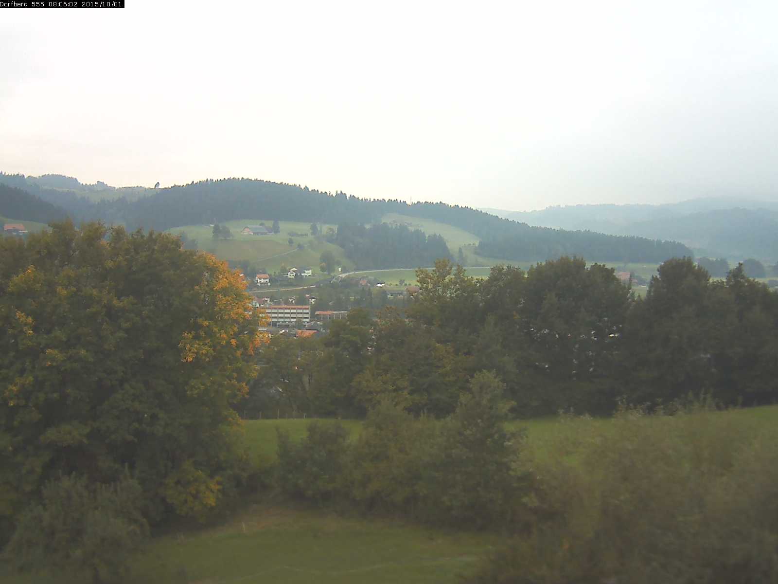 Webcam-Bild: Aussicht vom Dorfberg in Langnau 20151001-080601