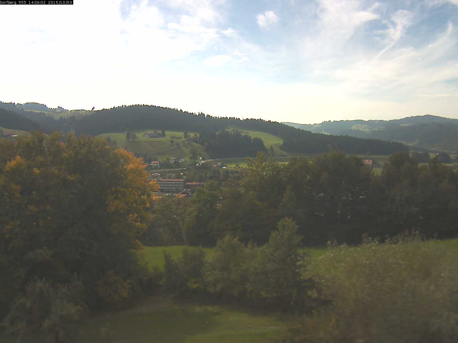 Webcam-Bild: Aussicht vom Dorfberg in Langnau 20151003-140601