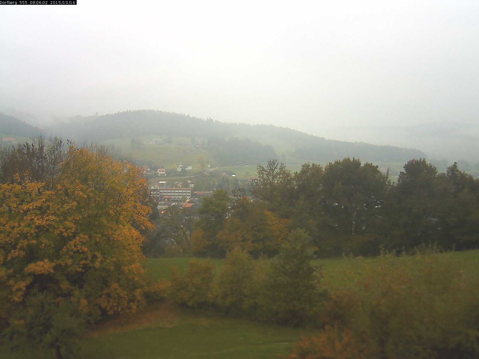 Webcam-Bild: Aussicht vom Dorfberg in Langnau 20151016-080601