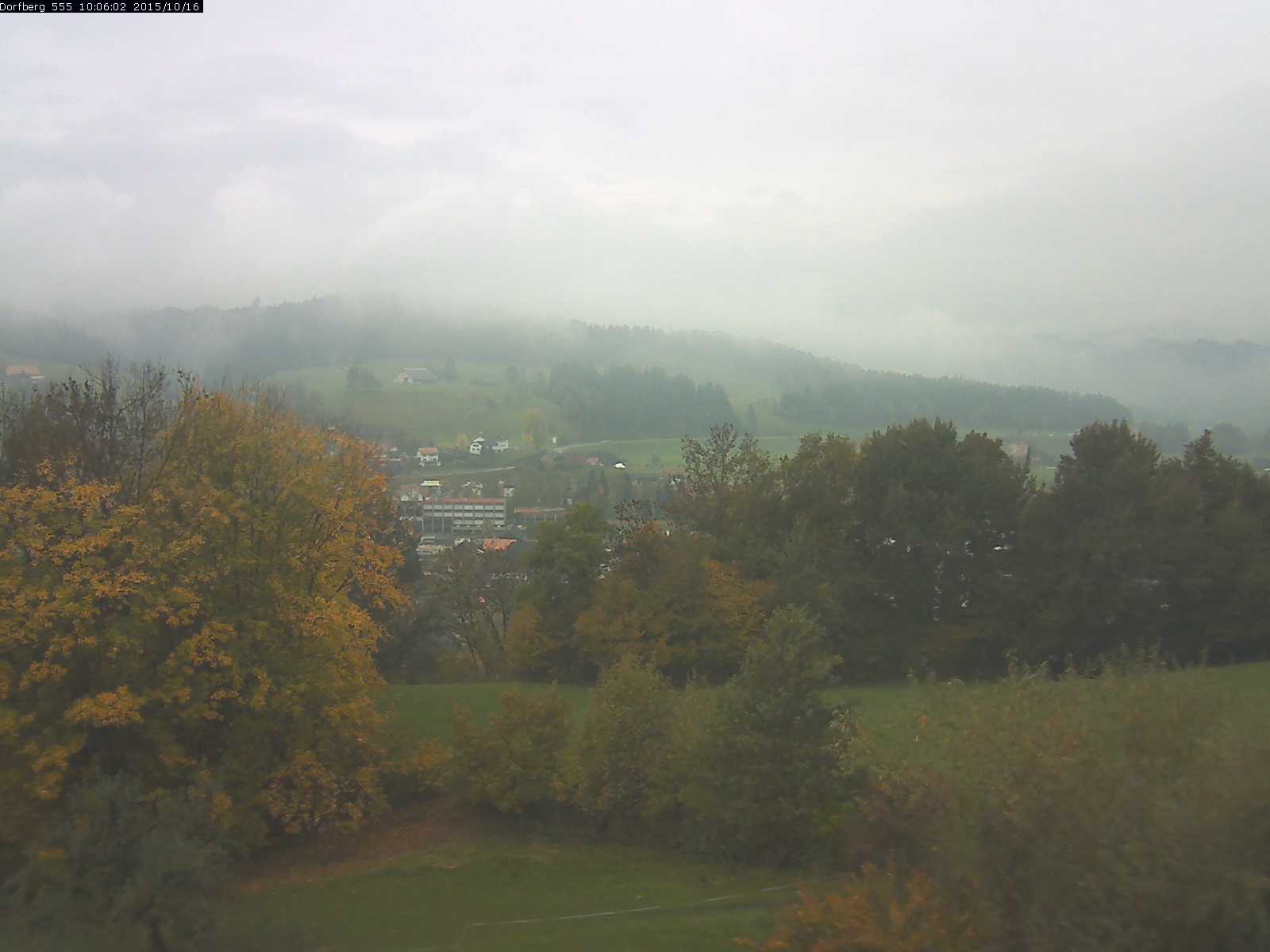 Webcam-Bild: Aussicht vom Dorfberg in Langnau 20151016-100601