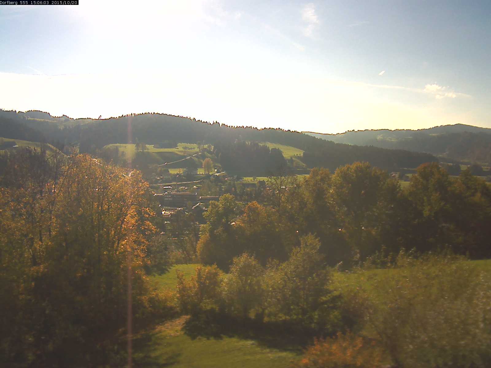 Webcam-Bild: Aussicht vom Dorfberg in Langnau 20151020-150601