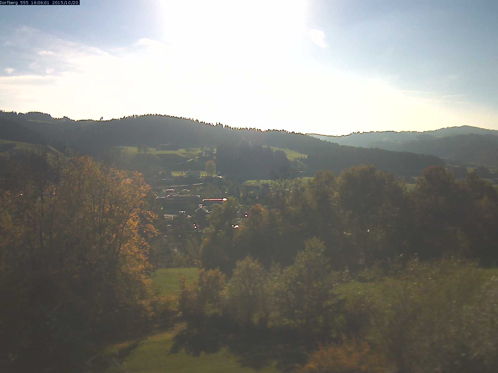 Webcam-Bild: Aussicht vom Dorfberg in Langnau 20151020-160601