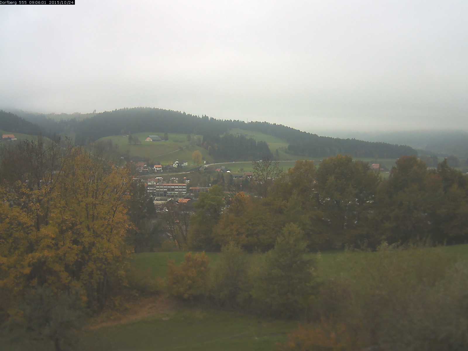 Webcam-Bild: Aussicht vom Dorfberg in Langnau 20151024-090601
