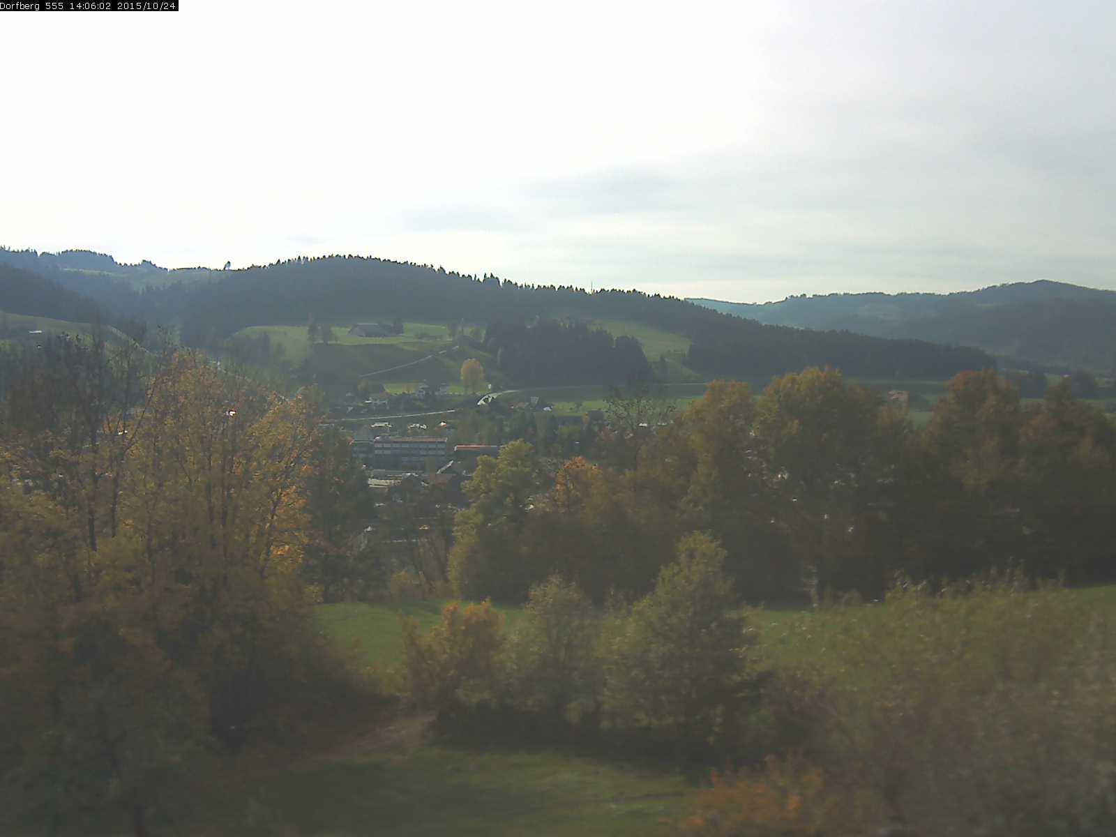 Webcam-Bild: Aussicht vom Dorfberg in Langnau 20151024-140601