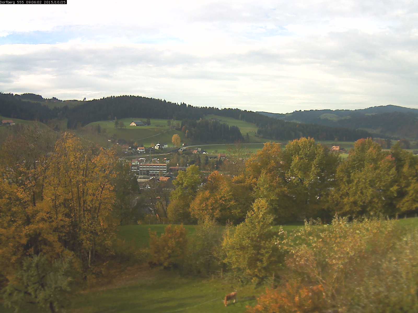 Webcam-Bild: Aussicht vom Dorfberg in Langnau 20151025-090601