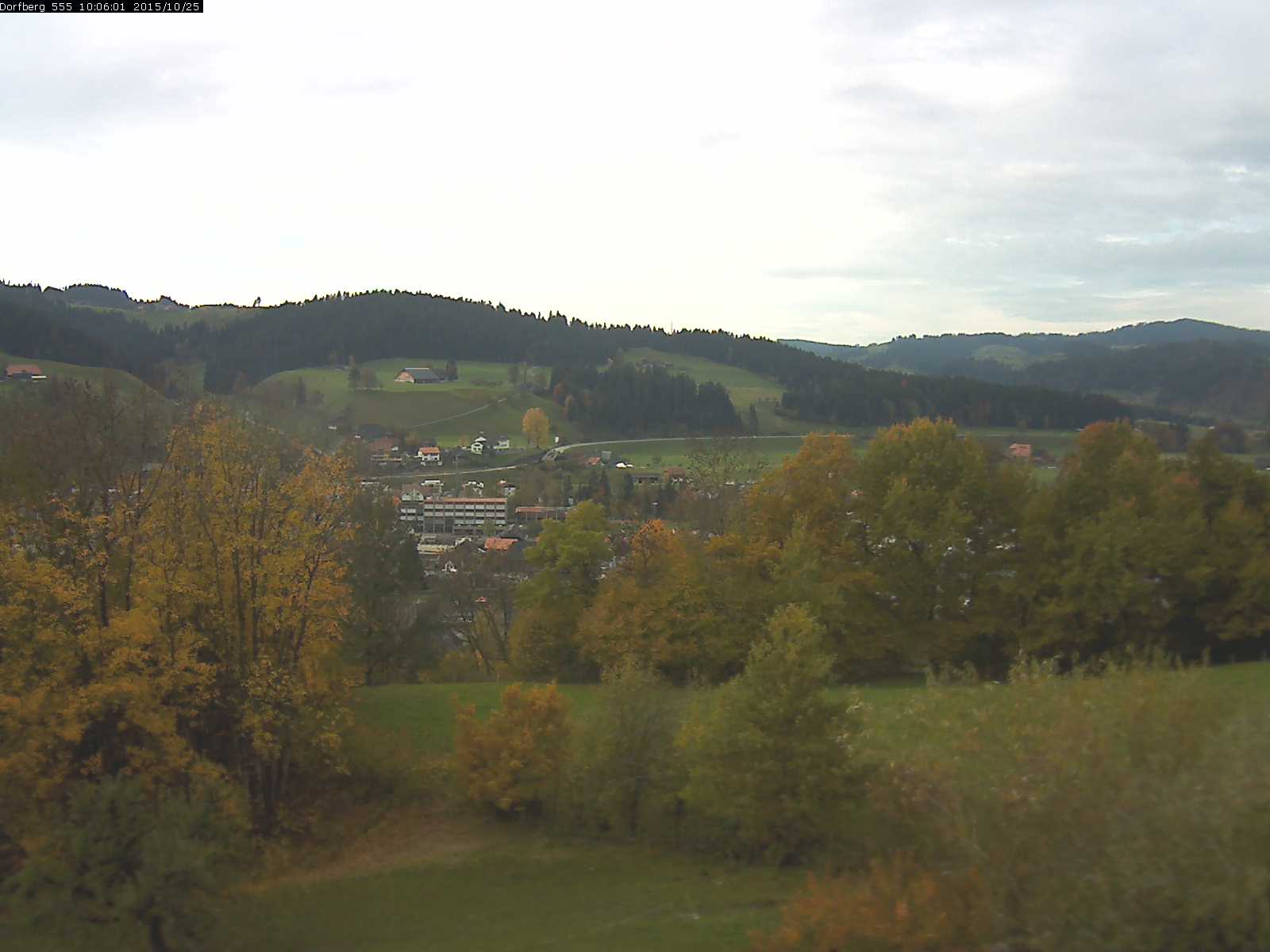 Webcam-Bild: Aussicht vom Dorfberg in Langnau 20151025-100601