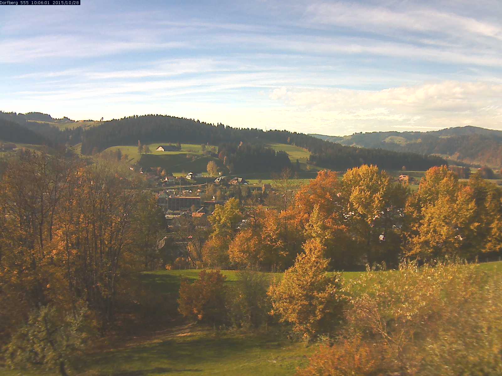 Webcam-Bild: Aussicht vom Dorfberg in Langnau 20151028-100601