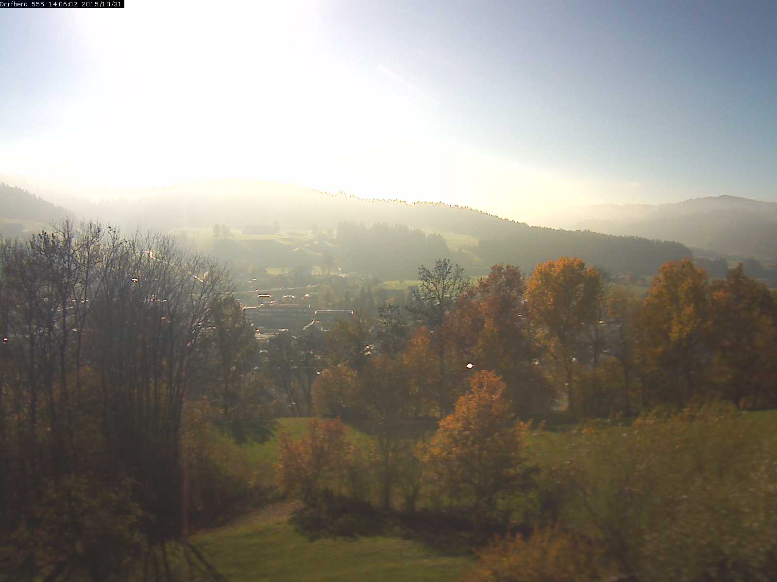 Webcam-Bild: Aussicht vom Dorfberg in Langnau 20151031-140601