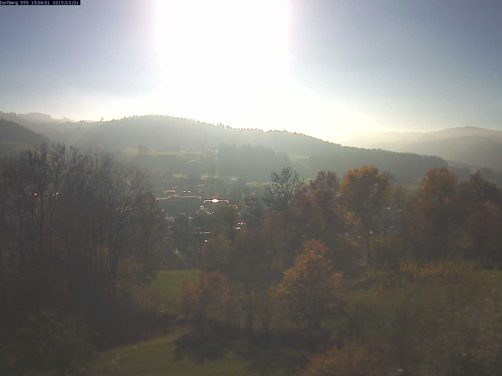 Webcam-Bild: Aussicht vom Dorfberg in Langnau 20151031-150601