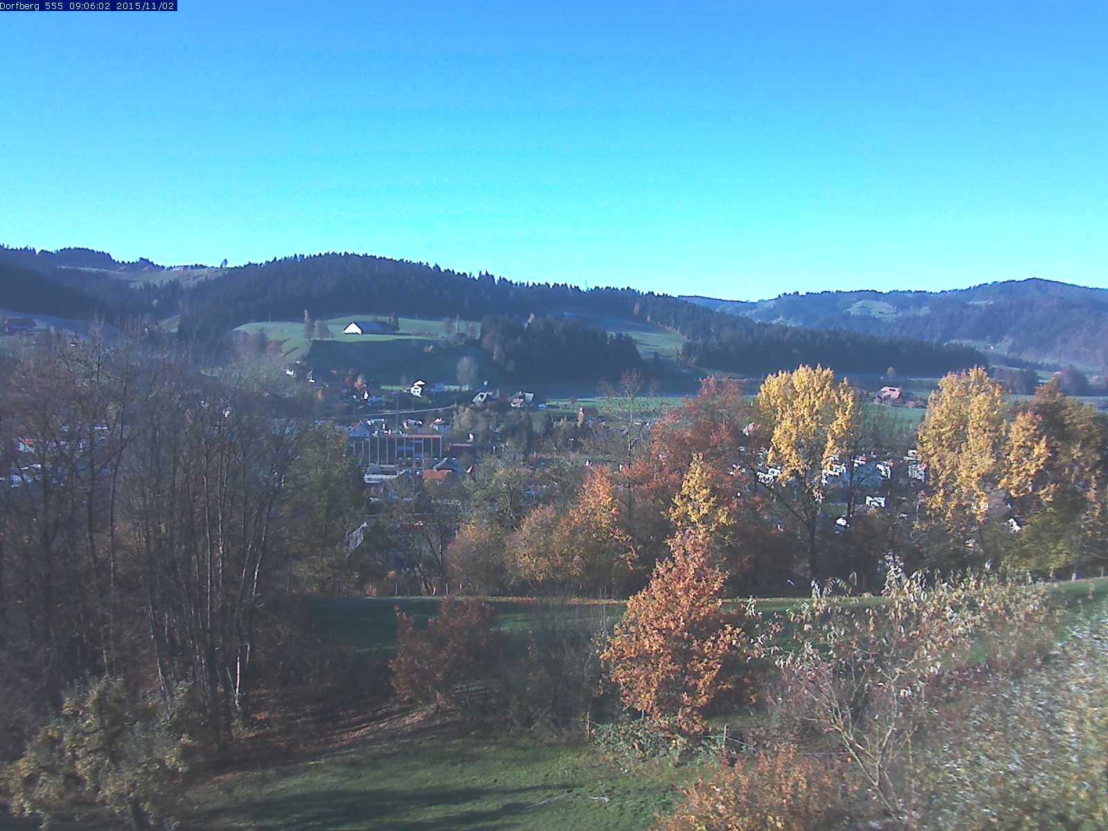 Webcam-Bild: Aussicht vom Dorfberg in Langnau 20151102-090601