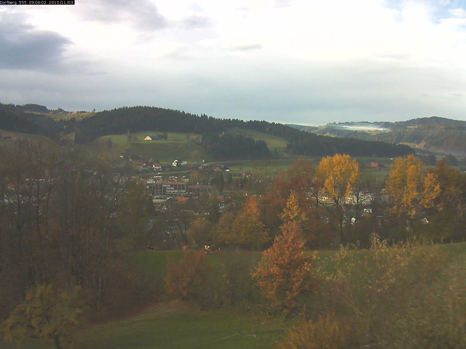 Webcam-Bild: Aussicht vom Dorfberg in Langnau 20151103-090601