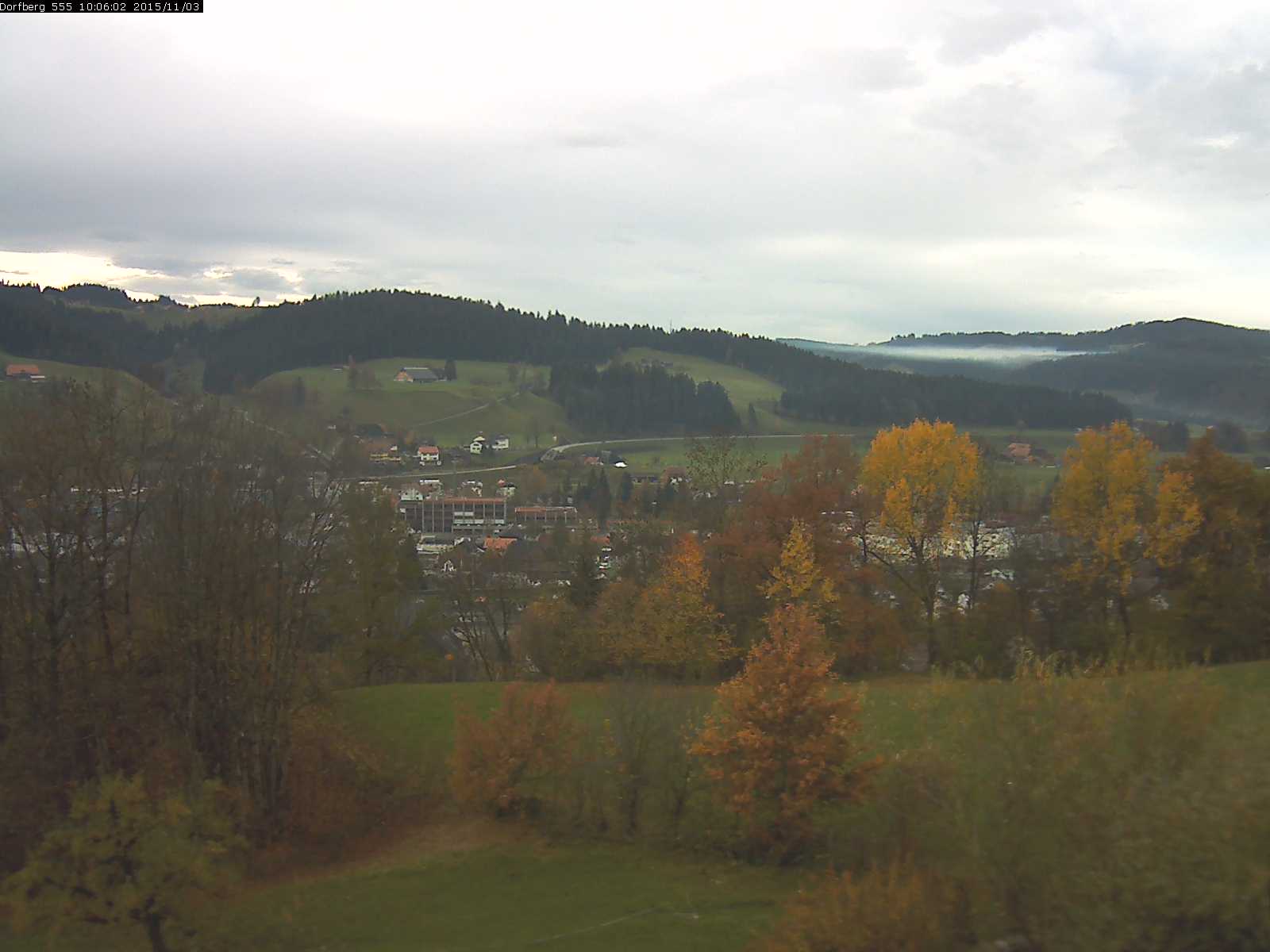 Webcam-Bild: Aussicht vom Dorfberg in Langnau 20151103-100601