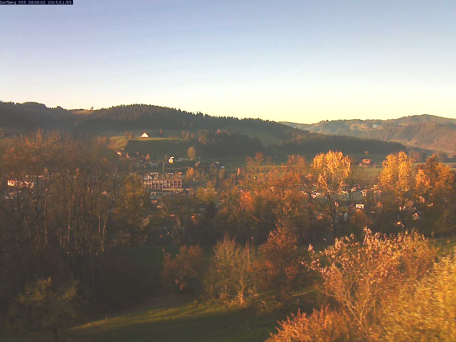 Webcam-Bild: Aussicht vom Dorfberg in Langnau 20151105-080601