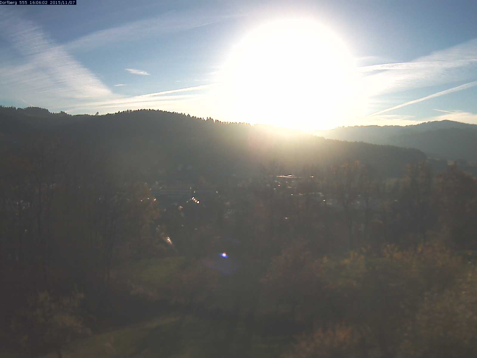 Webcam-Bild: Aussicht vom Dorfberg in Langnau 20151107-160601