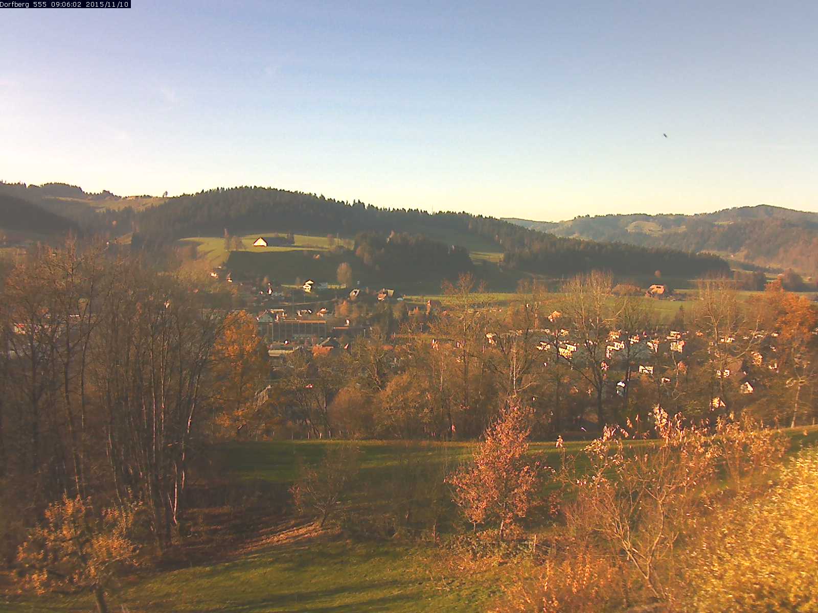 Webcam-Bild: Aussicht vom Dorfberg in Langnau 20151110-090601