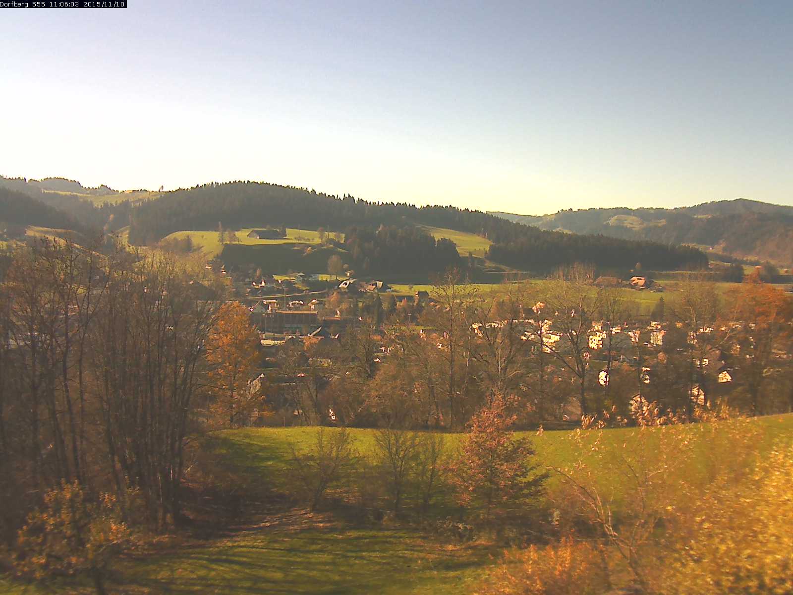 Webcam-Bild: Aussicht vom Dorfberg in Langnau 20151110-110601