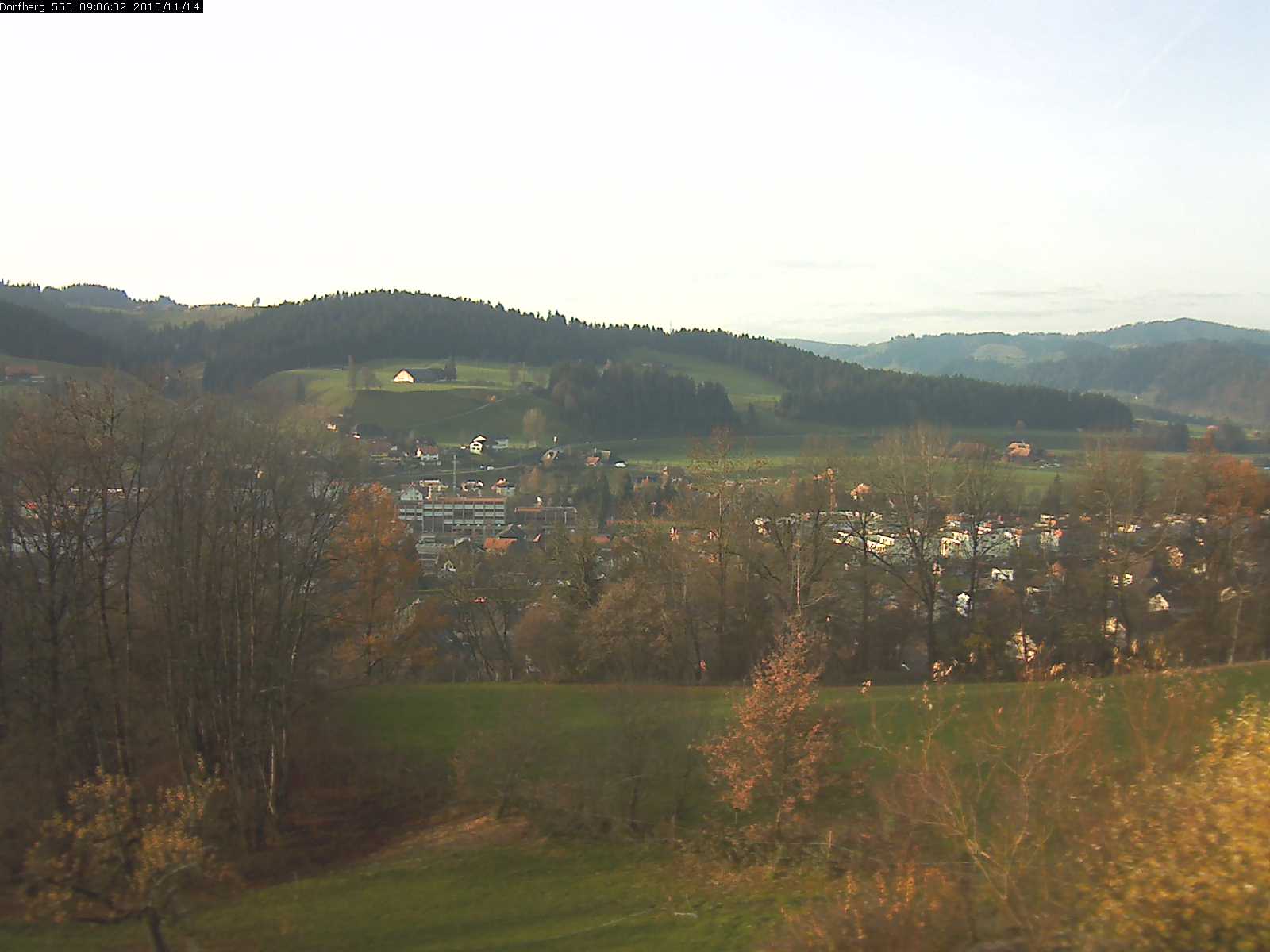 Webcam-Bild: Aussicht vom Dorfberg in Langnau 20151114-090601