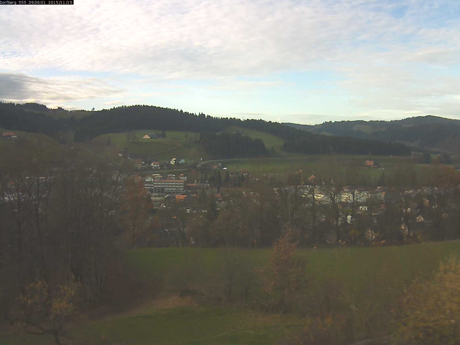 Webcam-Bild: Aussicht vom Dorfberg in Langnau 20151115-090601