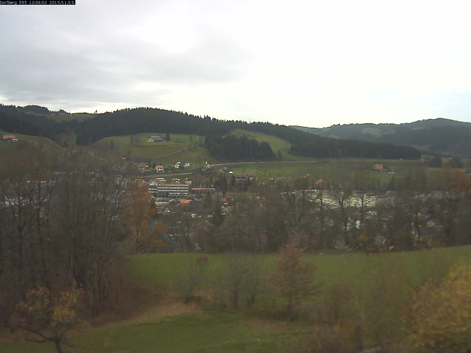 Webcam-Bild: Aussicht vom Dorfberg in Langnau 20151115-120601