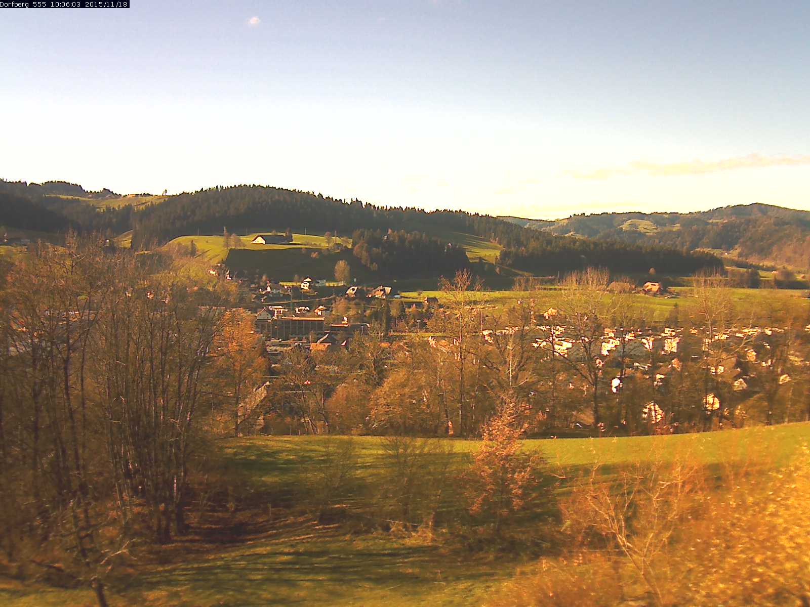 Webcam-Bild: Aussicht vom Dorfberg in Langnau 20151118-100601