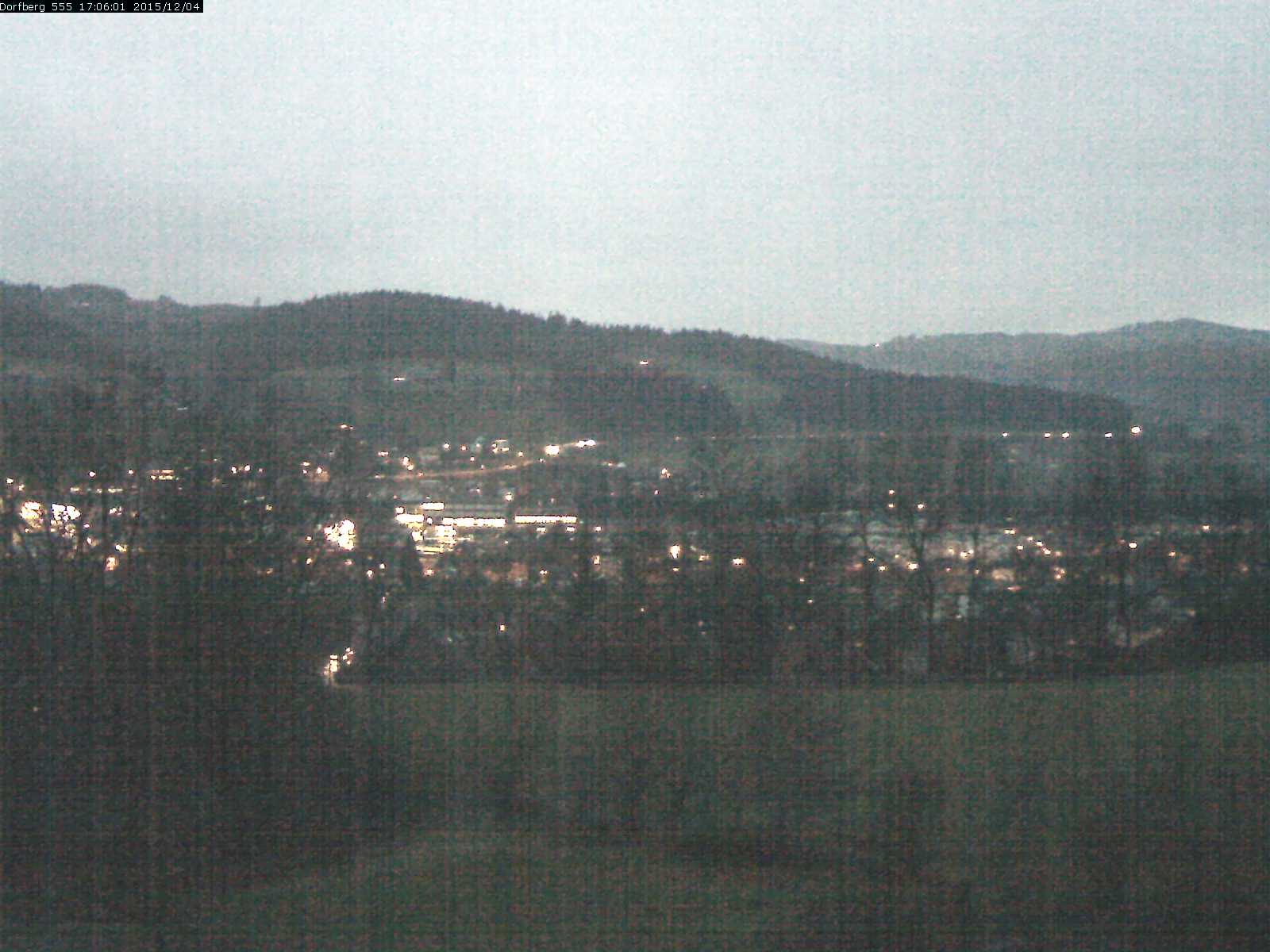 Webcam-Bild: Aussicht vom Dorfberg in Langnau 20151204-170601