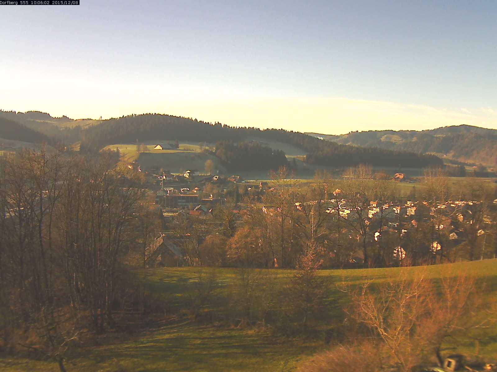 Webcam-Bild: Aussicht vom Dorfberg in Langnau 20151208-100601