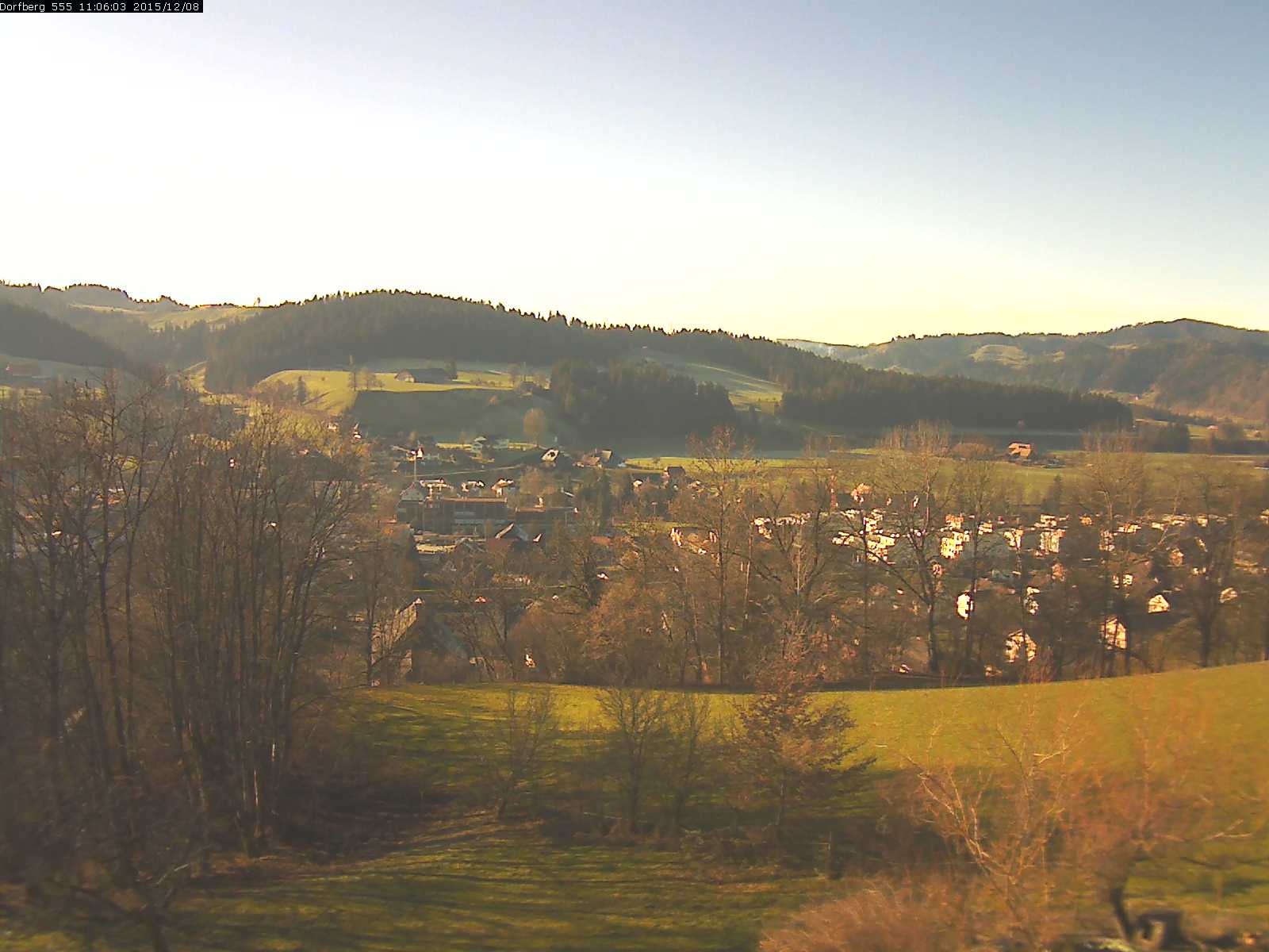 Webcam-Bild: Aussicht vom Dorfberg in Langnau 20151208-110601
