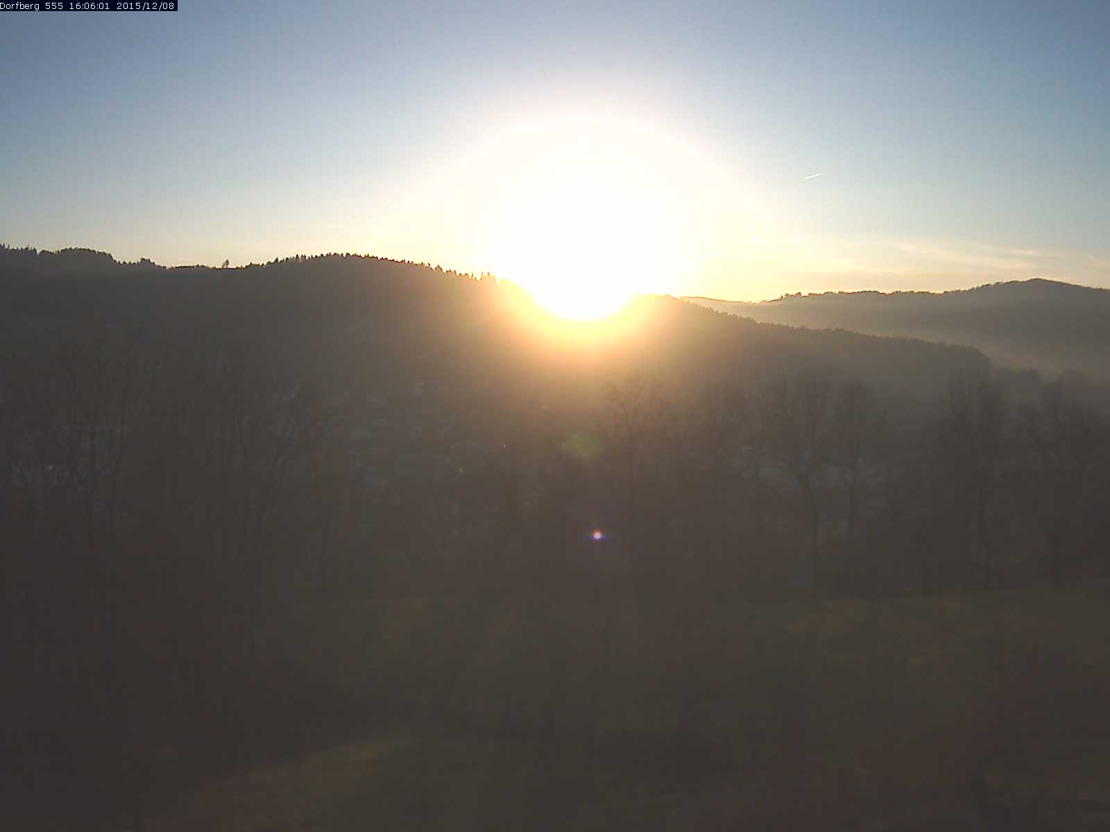 Webcam-Bild: Aussicht vom Dorfberg in Langnau 20151208-160601