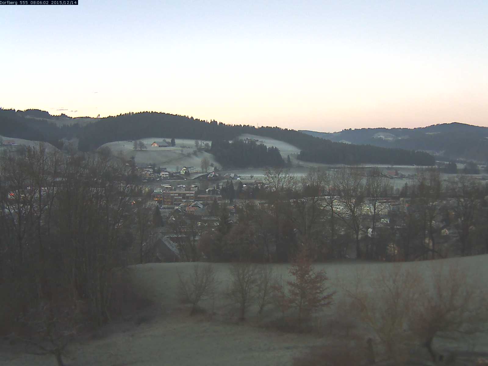 Webcam-Bild: Aussicht vom Dorfberg in Langnau 20151214-080601